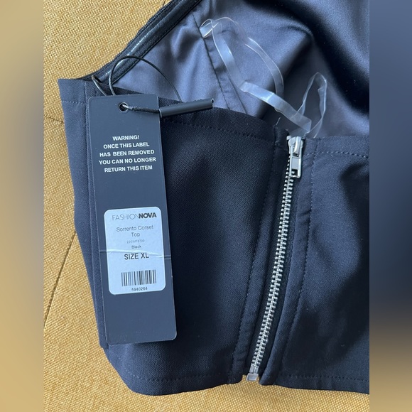 NWT Black Fashion Nova Deep Plunge Tube Crop Top - Picture 2 of 4